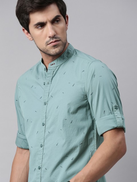 

The Roadster Lifestyle Co Men Sea Green Regular Fit Printed Casual Shirt
