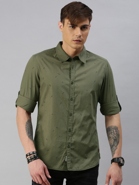 

Roadster Men Olive Green Regular Fit Solid Casual Shirt