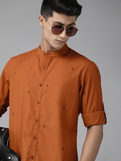 

Roadster Men Orange Romain AOP Regular Fit Pure Cotton Printed Casual Shirt