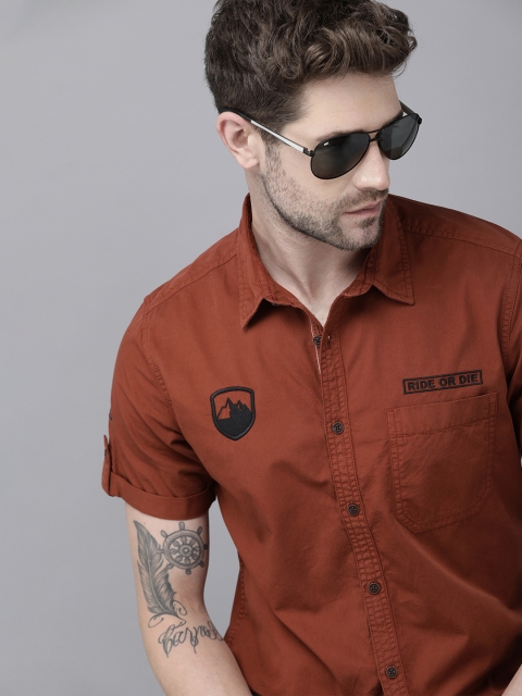 

The Roadster Lifestyle Co Men Rust Brown Casual Shirt