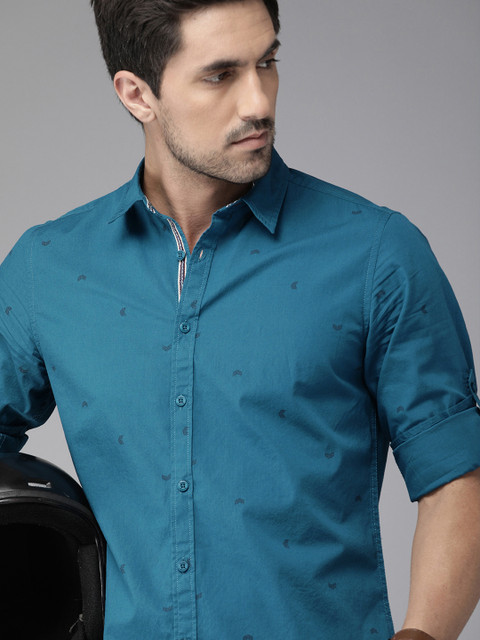 

Roadster Men Teal Blue Regular Fit Printed Casual Shirt
