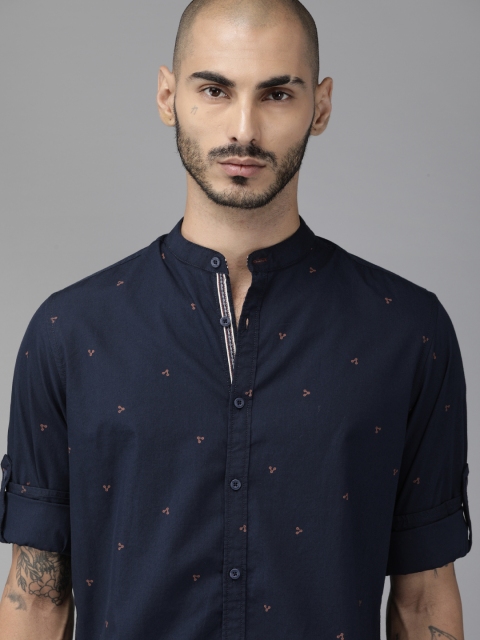 

The Roadster Lifestyle Co Men Navy Blue Regular Fit Printed Casual Shirt