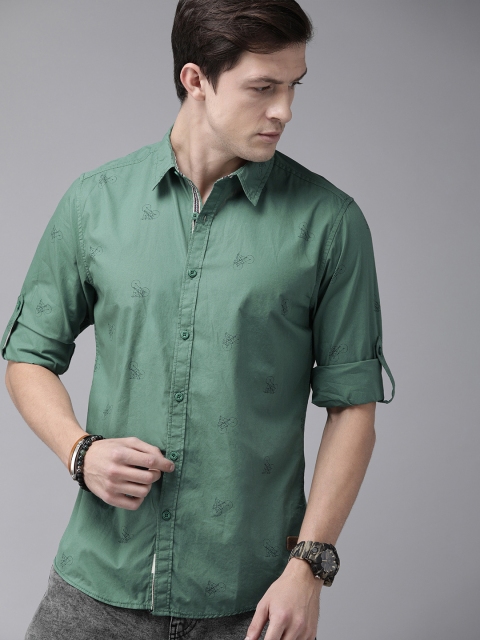 

The Roadster Lifestyle Co Men Green Printed Casual Shirt