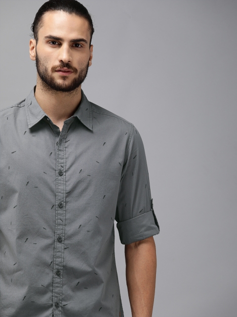 

Roadster Men Charcoal Grey Regular Fit Printed Casual Shirt