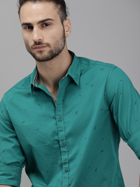 

The Roadster Lifestyle Co Men Blue Regular Fit Printed Casual Shirt