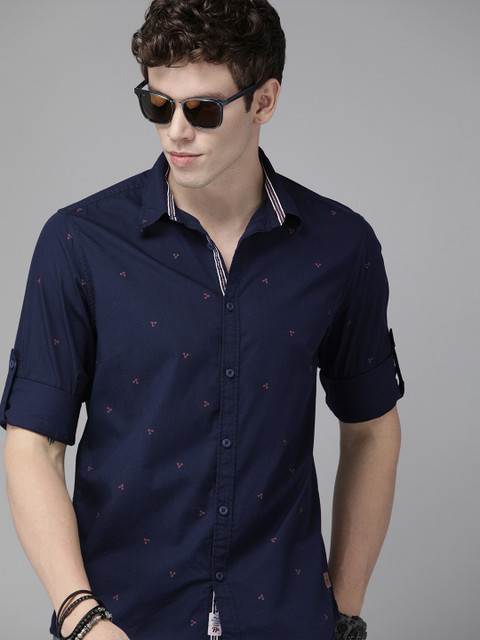 

Roadster Men Navy Blue & Pink Regular Fit Printed Casual Shirt