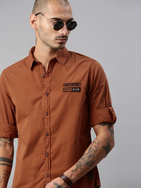 

The Roadster Lifestyle Co Men Brown Regular Fit Solid Casual Shirt