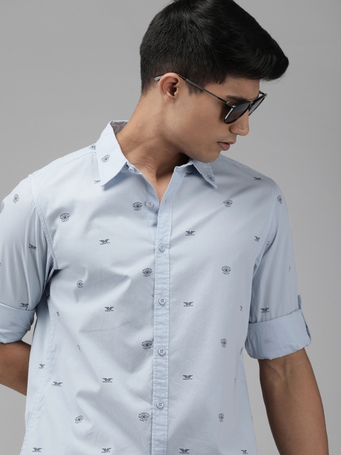 

The Roadster Lifestyle Co Men Blue Regular Fit Logo Printed Casual Shirt