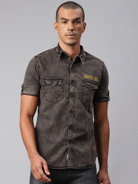 

The Roadster Lifestyle Co Men Brown Regular Fit Faded Pure Cotton Casual Denim Shirt