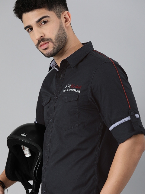 

The Roadster Lifestyle Co Men Navy Blue Solid Casual Shirt