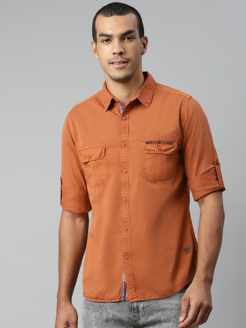 

The Roadster Lifestyle Co Men Rust Orange Pure Cotton Regular Fit Solid Casual Shirt