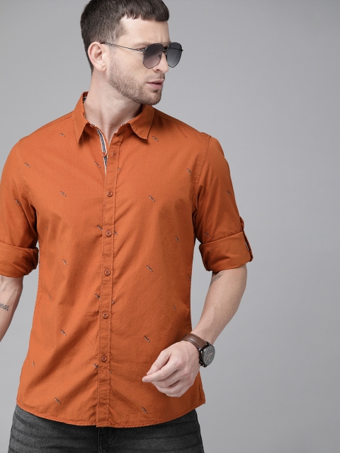 

Roadster Men Rust Orange & Black Regular Fit Printed Casual Shirt