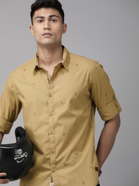 

The Roadster Lifestyle Co Men Khaki Brown Regular Fit Printed Casual Shirt