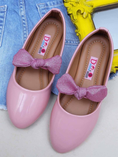 

DChica Girls Pink Solid Ballerinas