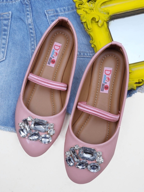 

DChica Girls Pink Solid Ballerinas
