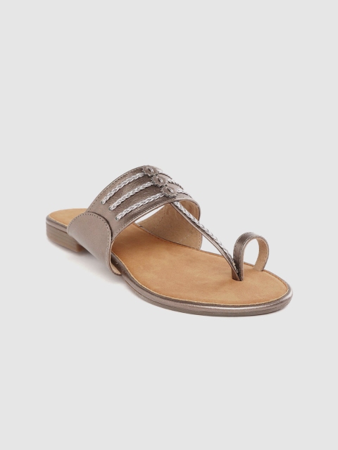

Anouk Women Gunmetal-Toned & Silver-Toned Braided Ethnic One Toe Flats, Metallic