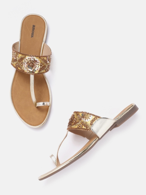 

Anouk Women Gold-Toned Sequinned One Toe Flats