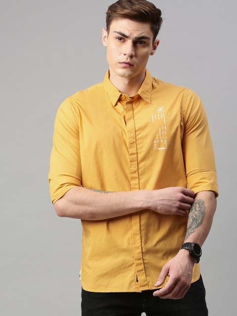 

WROGN Men Yellow Slim Fit Solid Casual Shirt
