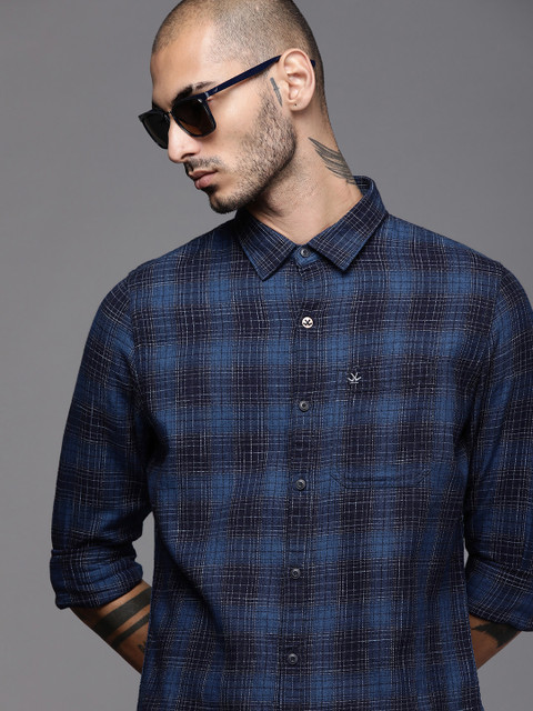 

WROGN Men Navy Blue & White Slim Fit Checked Casual Shirt