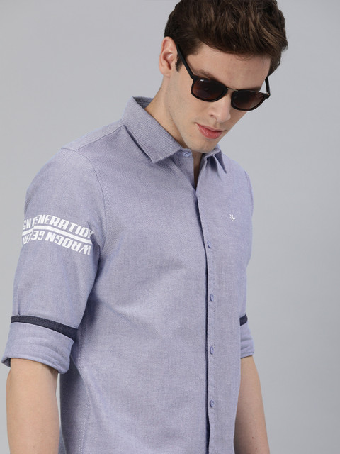 

WROGN Men Blue Slim Fit Solid Casual Shirt With Printed Detailing