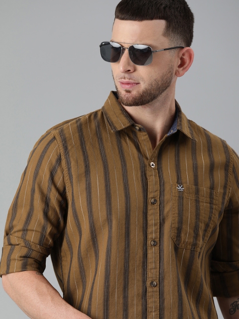

WROGN Men Brown & White Slim Fit Striped Casual Shirt