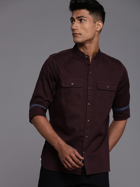

WROGN Men Maroon Solid Slim Fit Mandarin Collar Casual Shirt