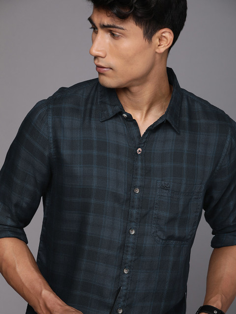 

WROGN Men Navy Blue Slim Fit Tartan Checked Casual Shirt