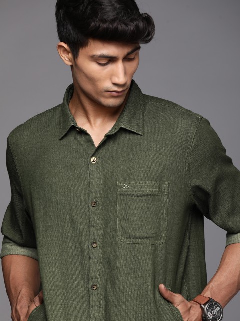 

WROGN Men Green Solid Boxy Fit Casual Shirt