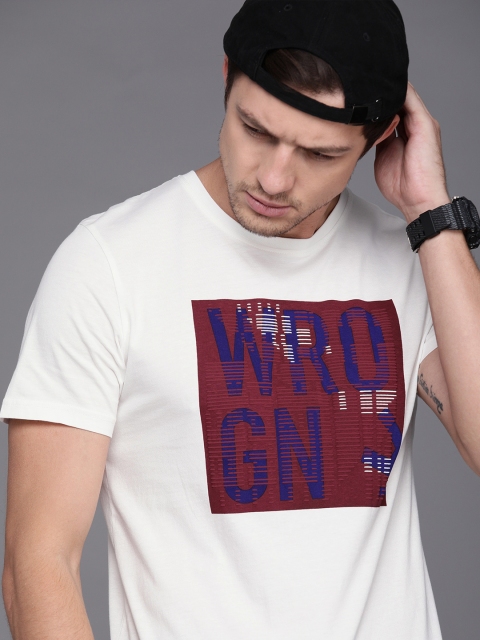 

WROGN Men White Maroon Self Design Round Neck Pure Cotton T-shirt