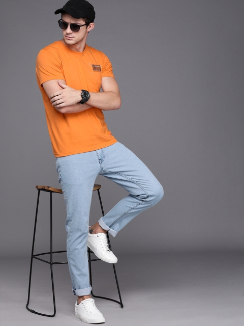 

WROGN Men Rust Solid Slim Fit Round Neck T-shirt