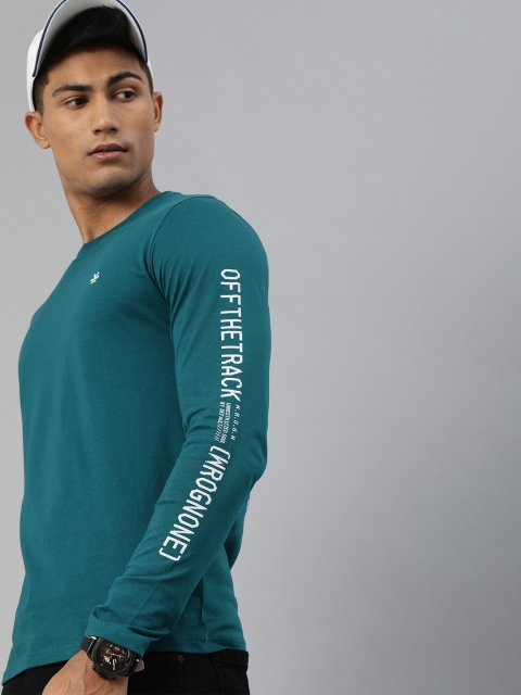 

WROGN Men Teal Blue Slim Fit Solid Round Neck Pure Cotton T-shirt with Printed Detailed Sleeve