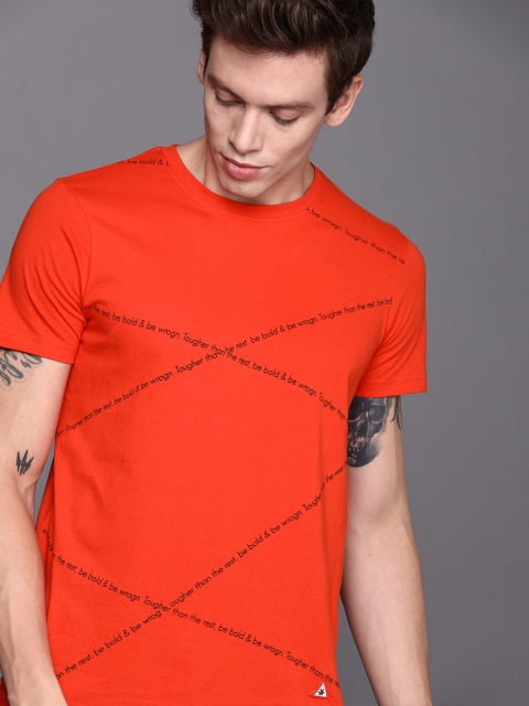 

WROGN Men Orange Printed Round Neck T-shirt