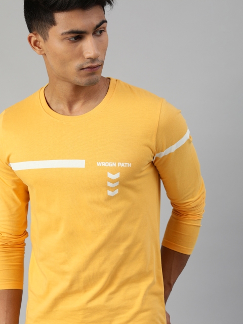 

WROGN Men Yellow Slim Fit Printed Round Neck Pure Cotton T-shirt