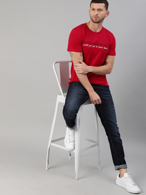 

WROGN Men Red Slim Fit Printed Round Neck Pure Cotton T-shirt