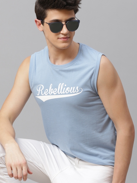 

WROGN Men Blue & White Typography Printed Slim Fit T-shirt