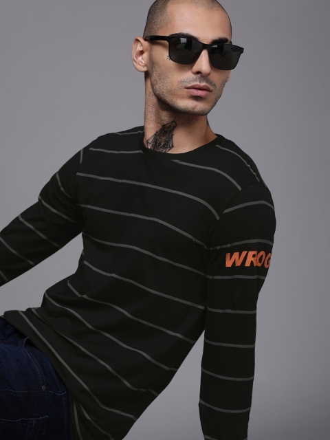 

WROGN Men Black Grey Striped Slim Fit Pure Cotton T-shirt