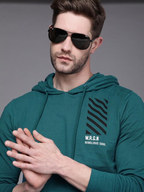 

WROGN Men Blue Brand Logo Printed Slim Fit Hooded Pure Cotton T-shirt
