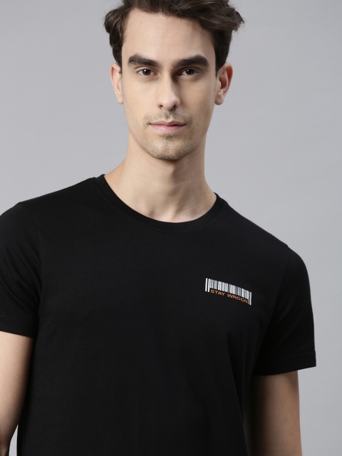 

WROGN Men Black Slim Fit T-shirt with Printed Detail