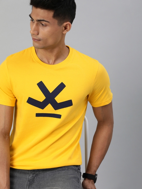 

WROGN Men Yellow Navy Blue Printed Slim Fit Round Neck Pure Cotton T-shirt