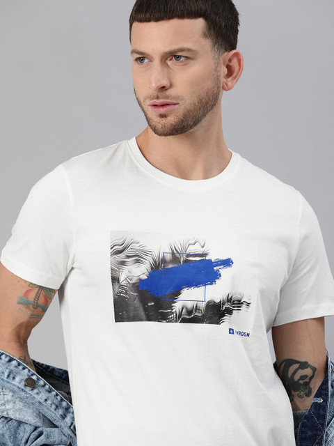 

WROGN Men White Slim Fit Printed Round Neck Pure Cotton T-shirt