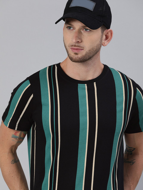 

WROGN Men Black & Green Striped Round Neck T-shirt