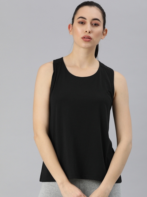 

Nike Women Black Solid Twisted Back Detail Yoga Dots Tank Top