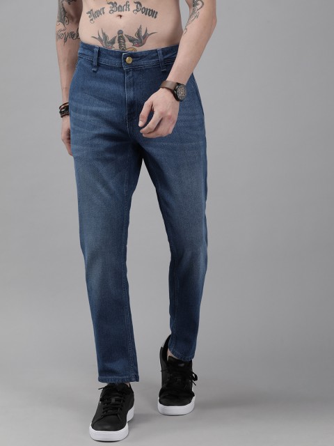 

The Roadster Lifestyle Co Men Blue Slim Tapered Fit Light Fade Stretchable Jeans