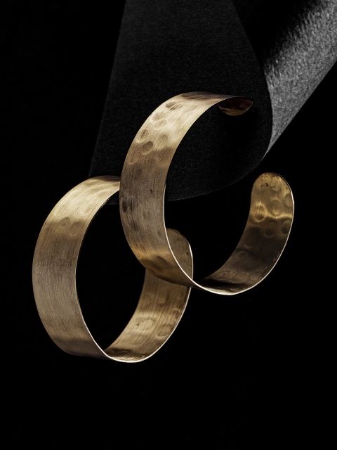 

DIVA WALK EXCLUSIVE Gold-Plated Textured Handcrafted Circular Half Hoop Earrings