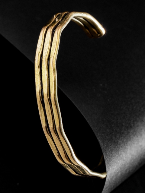 

DIVA WALK EXCLUSIVE Antique Gold-Plated Handcrafted Striped Cuff Bracelet