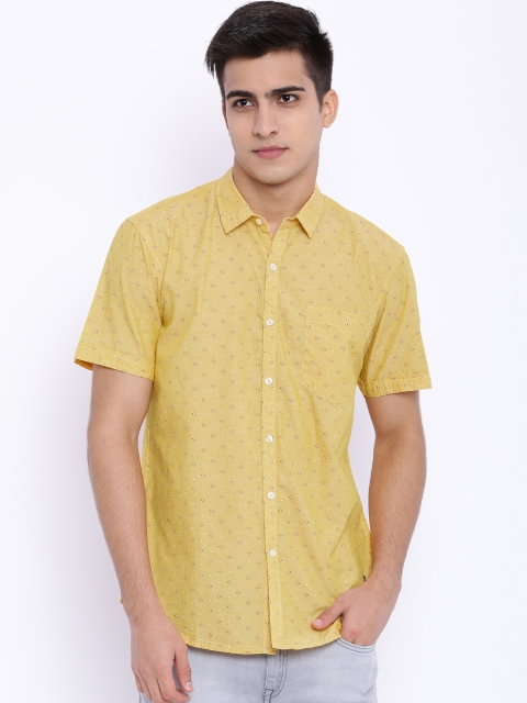 

Lee Yellow Printed Smart Slim Fit Casual Shirt