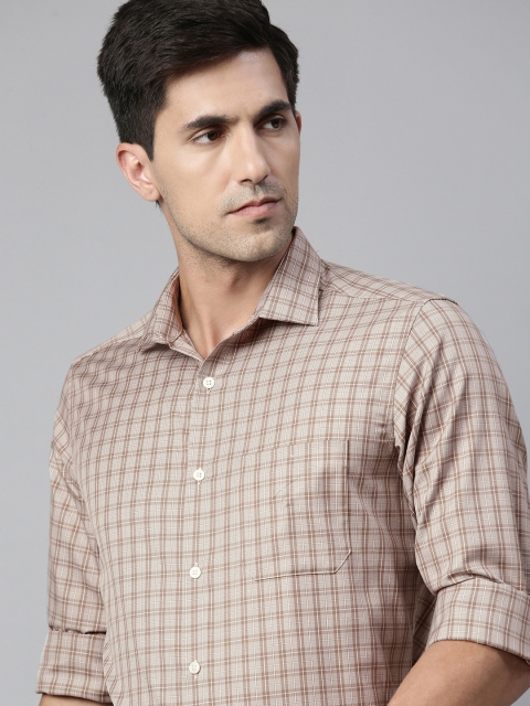 

Louis Philippe Men Brown Slim Fit Checked Formal Shirt
