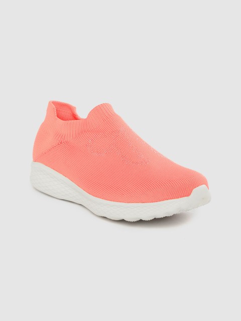 

Crew STREET Women Coral Pink Woven Design Running Shoes