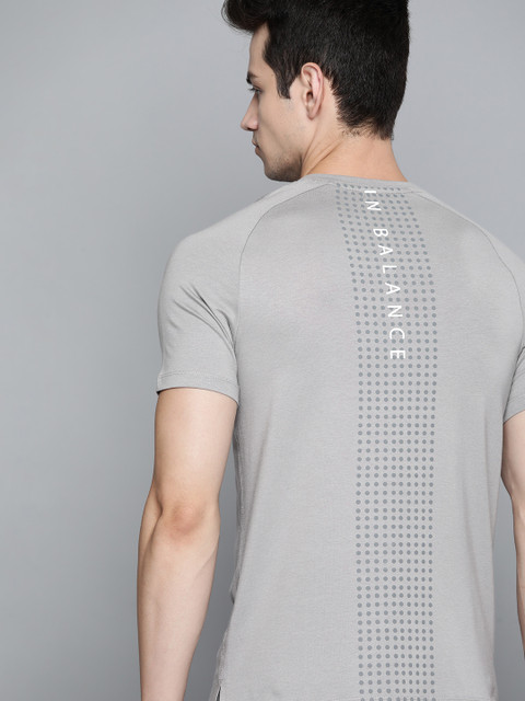 

HRX By Hrithik Roshan Men Wet Weather Typographic Bio-Wash Antimicrobial Yoga T-shirt, Grey