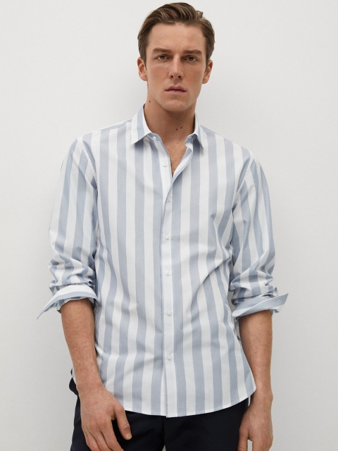 

MANGO MAN White & Grey Slim Fit Striped Casual Shirt